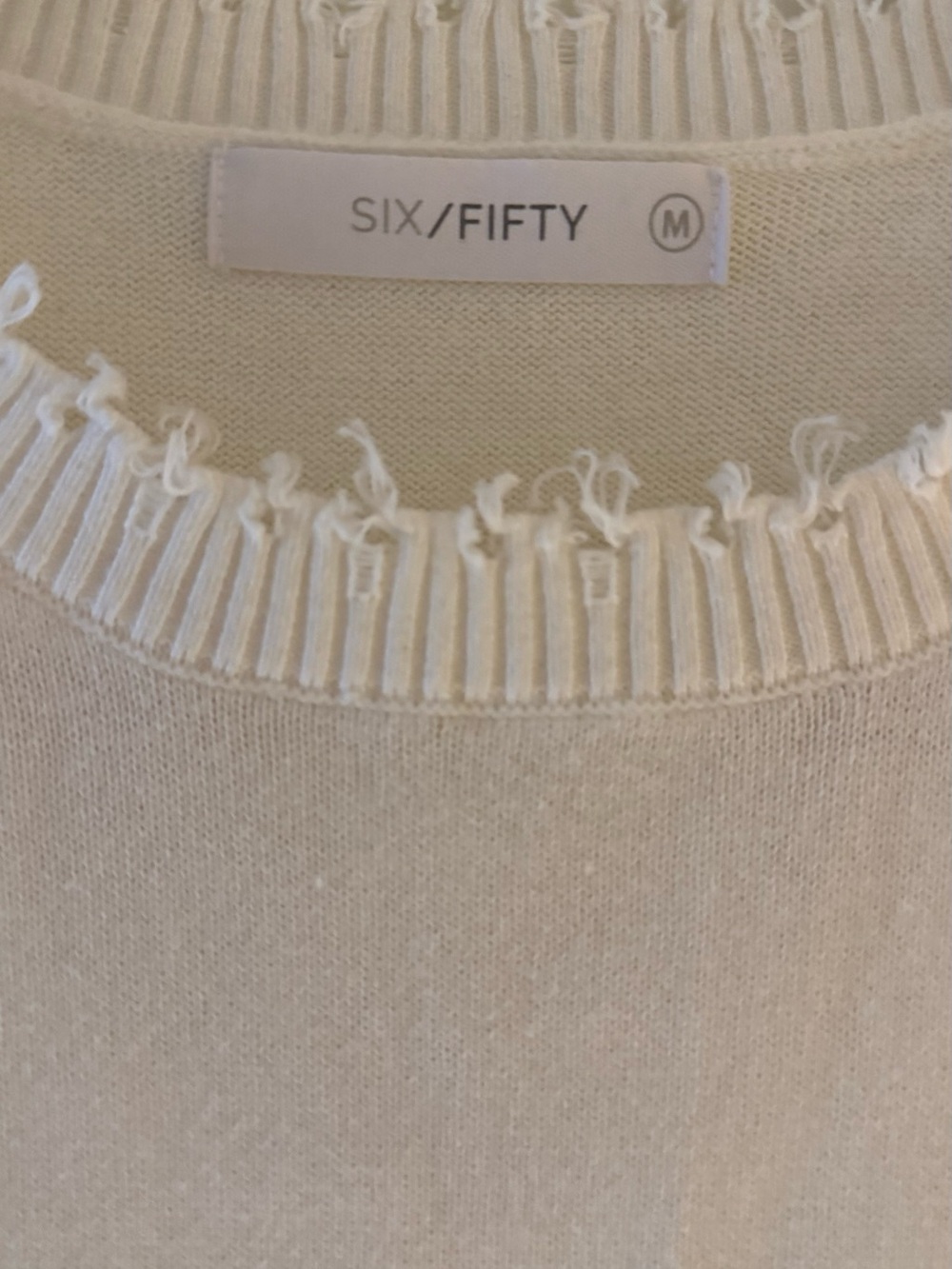 Six/Fifty White Sleeveless Knit Top Women’s Medium Frayed Trim 100% Cotton - Picture 6 of 6